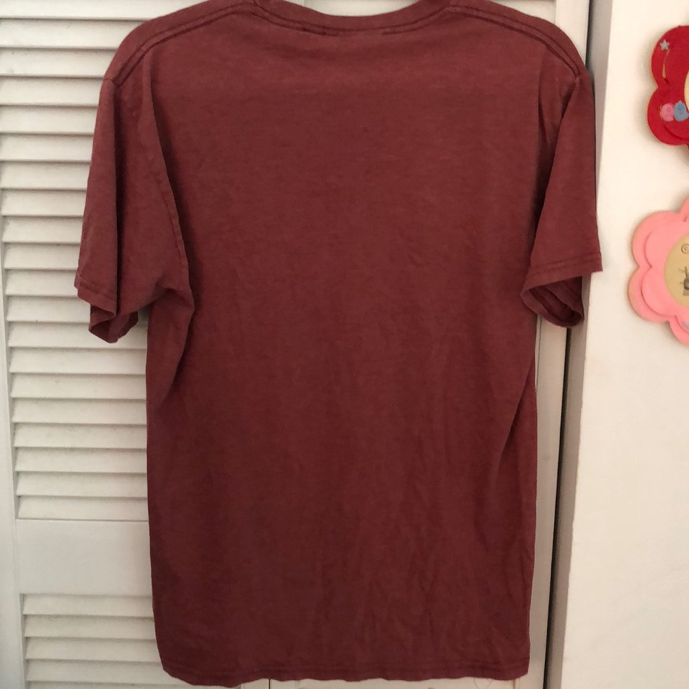 T-Shirt - Picture 2 of 2